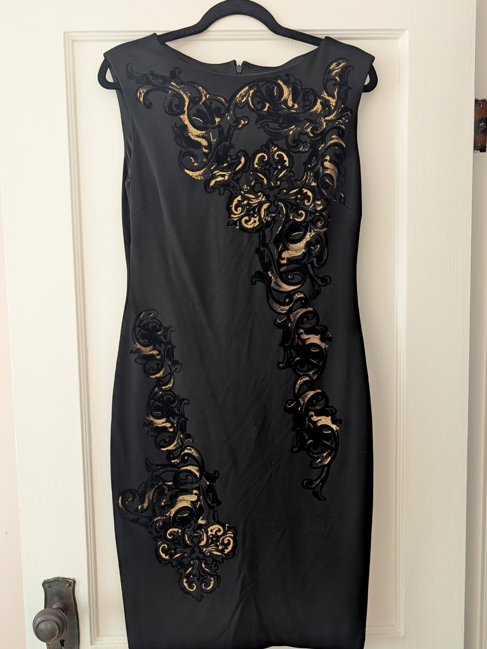 NWT Caché Size 10 Sleeveless Black Sheath Dress w/ Velvet And Gold Embellishment